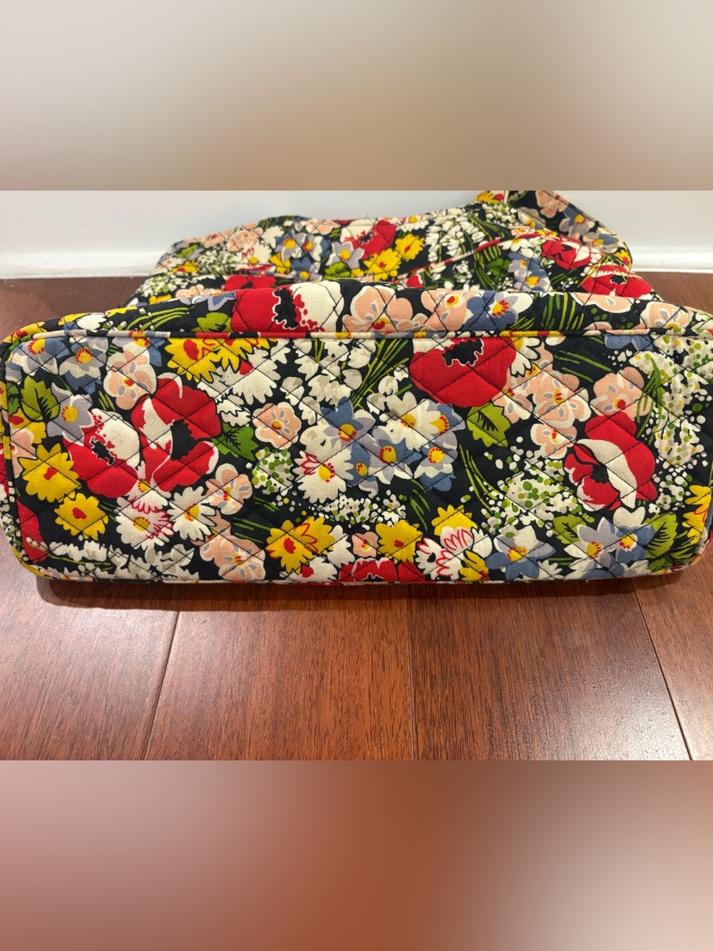 Vera Bradley Red Poppy Quilted Tote Bag - Picture 5 of 9